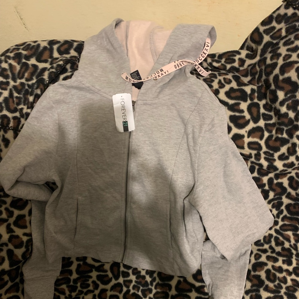 Cropped forever 21 hoodie